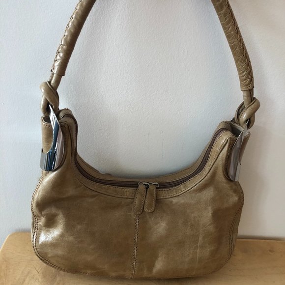 Leather Shoulder Bag lined with Fur - Picture 8 of 13